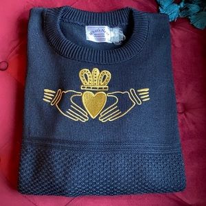 Vintage Navy Sweater with Claddagh